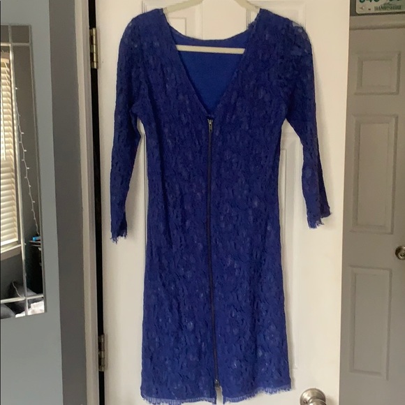 Lace Midi Dress with 3/4 sleeves - Picture 2 of 6
